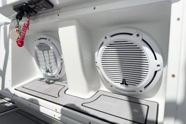 36 Yellowfin 2017 Yacht Photos Pics 