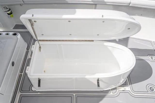 36 Yellowfin 2017 Yacht Photos Pics 