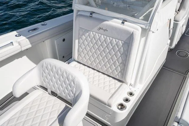 36 Yellowfin 2017 Yacht Photos Pics 