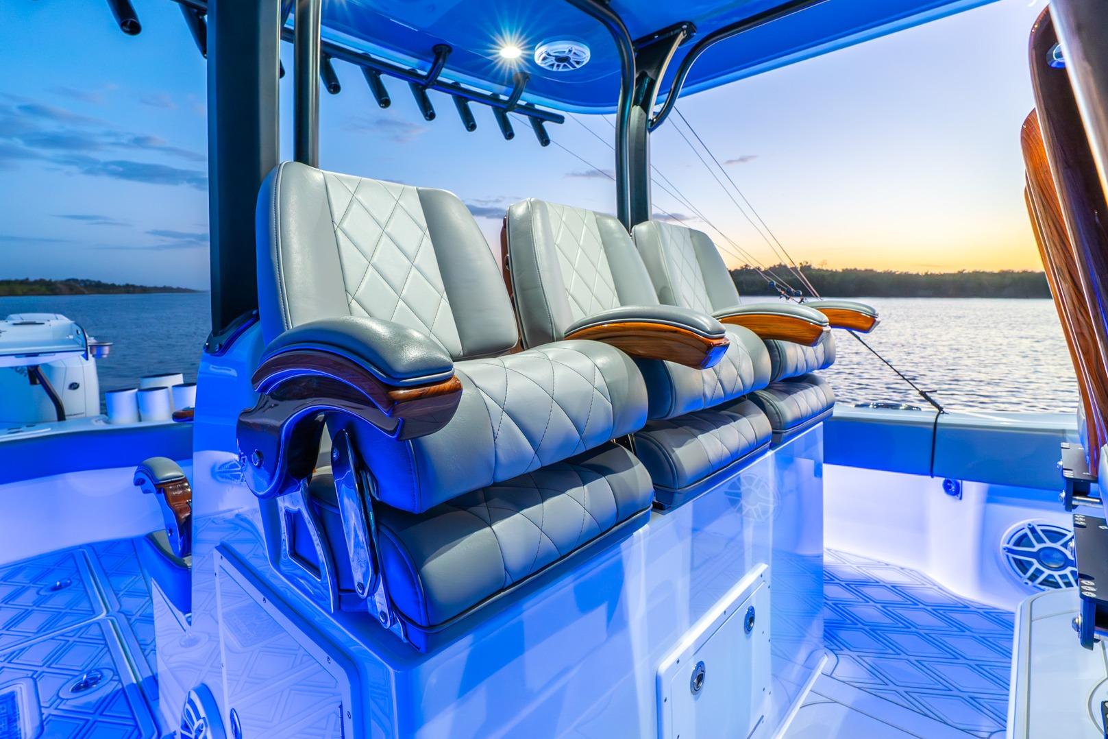 2025 Freeman 43 Center Console for sale - YachtWorld