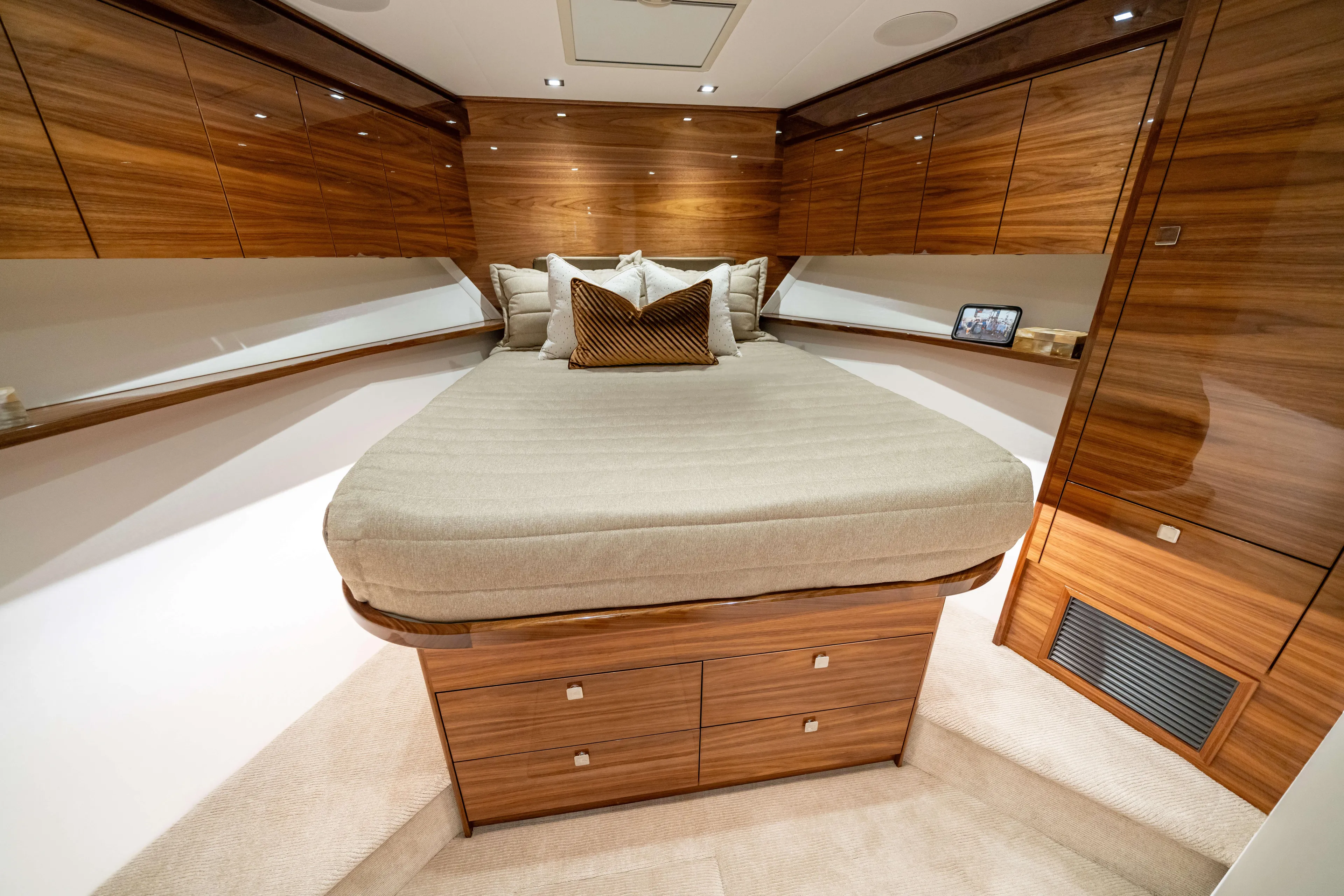 2026 Viking 82c Yacht Photos Pics Viking 82 Convertible Forward Stateroom