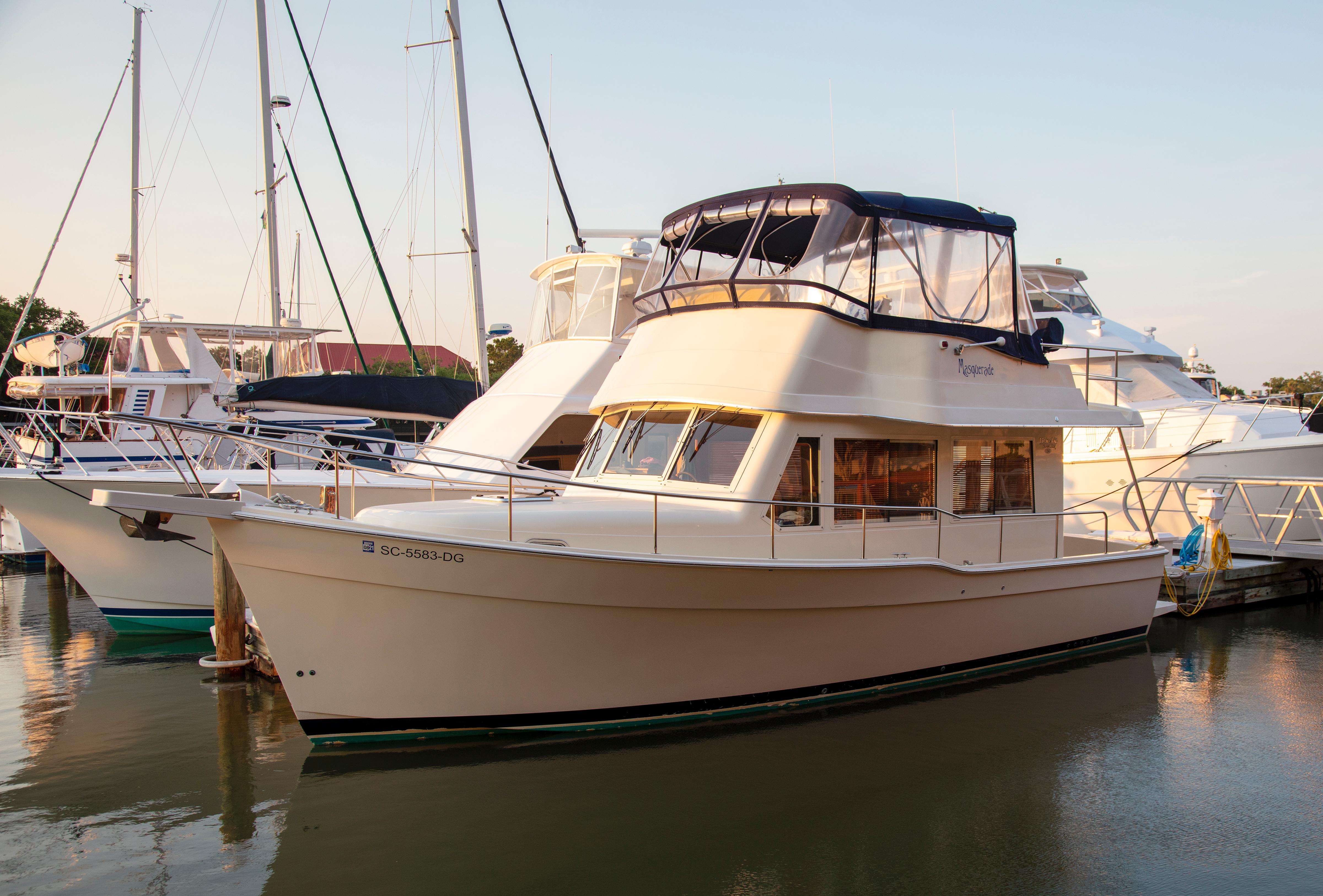 34 ft trawler yacht