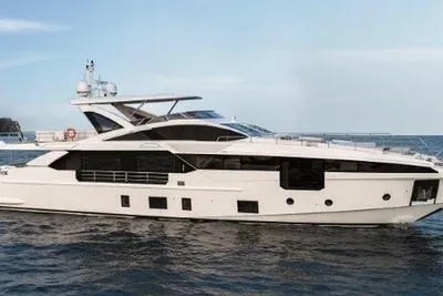 2024 Azimut Grande 27M