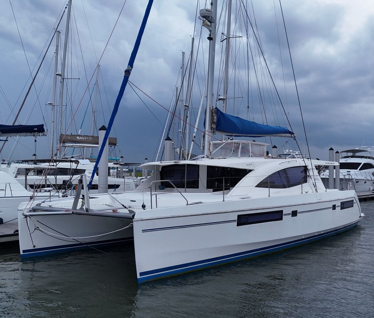 2013 Leopard 48 