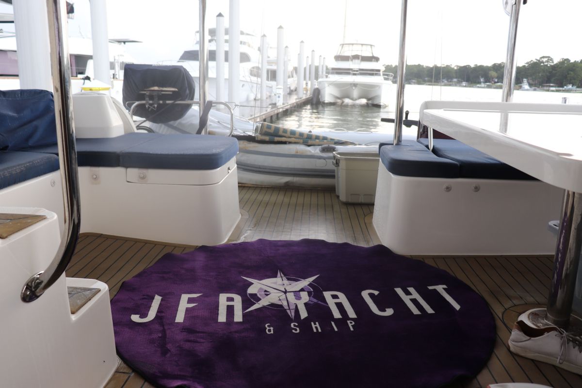 2013 Leopard 48 