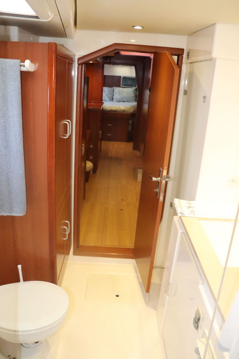 2013 Leopard 48 