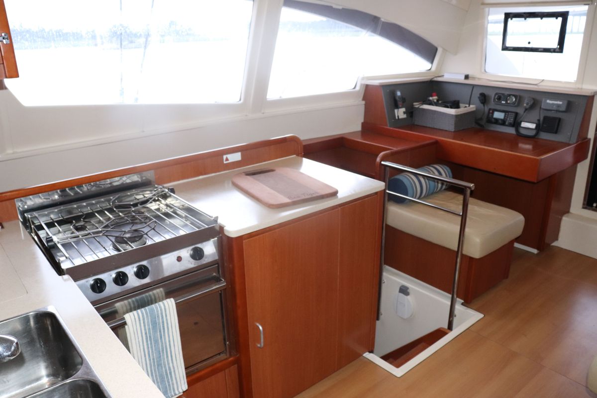 2013 Leopard 48 