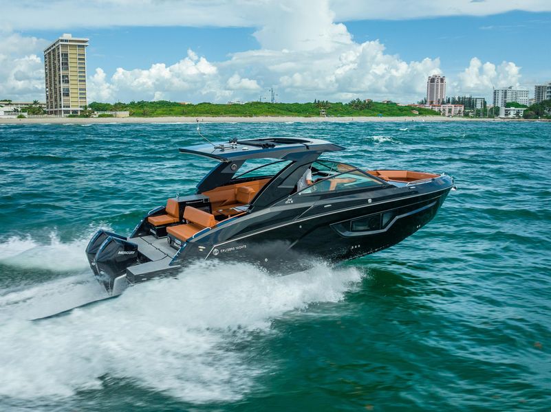 2022 Cruisers Yachts 34 GLS