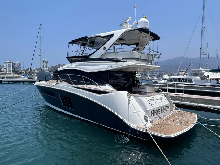 Here & Now 2017 Sea Ray 510 Fly @ Acapulco Yacht Photos Pics 
