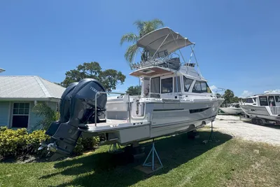 Cutwater C-32 CB