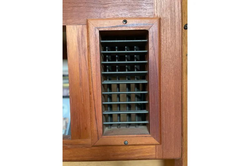  Yacht Photos Pics Wooden vent detail on 1999 Hunter Passage 420 yacht interior.