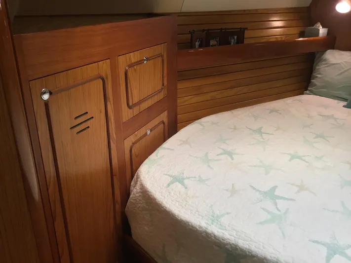 Jade Yacht Photos Pics 