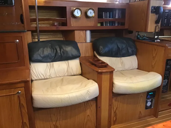 Jade Yacht Photos Pics 