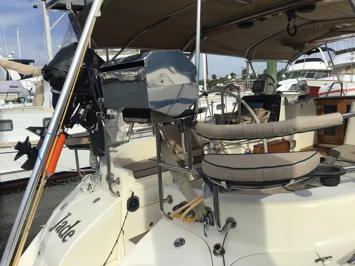 Jade Yacht Photos Pics 