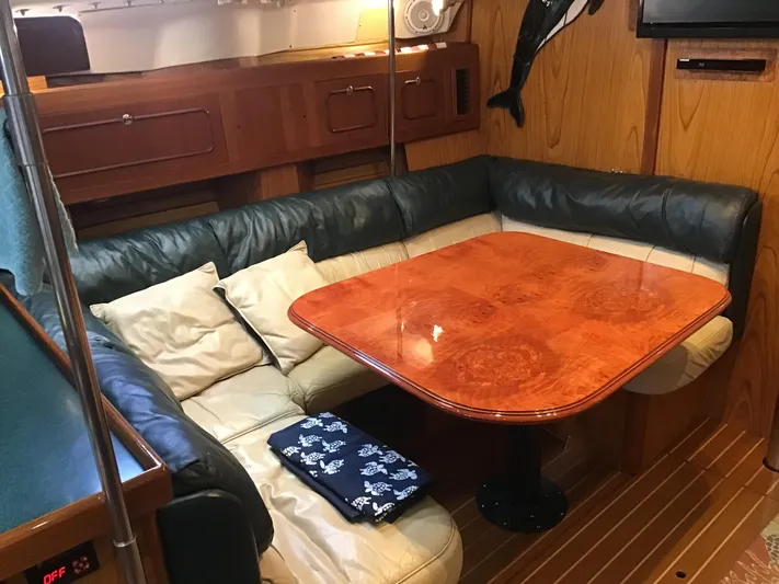 Jade Yacht Photos Pics 