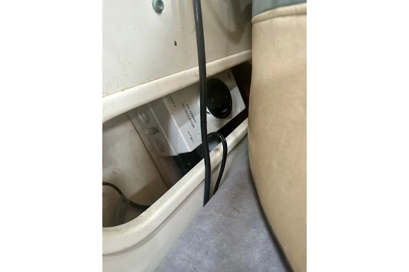 Makai Yacht Photos Pics Interior view of a 1999 Catalina 320 showing a battery isolator and wiring.