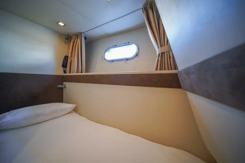 El Tio Yacht Photos Pics 