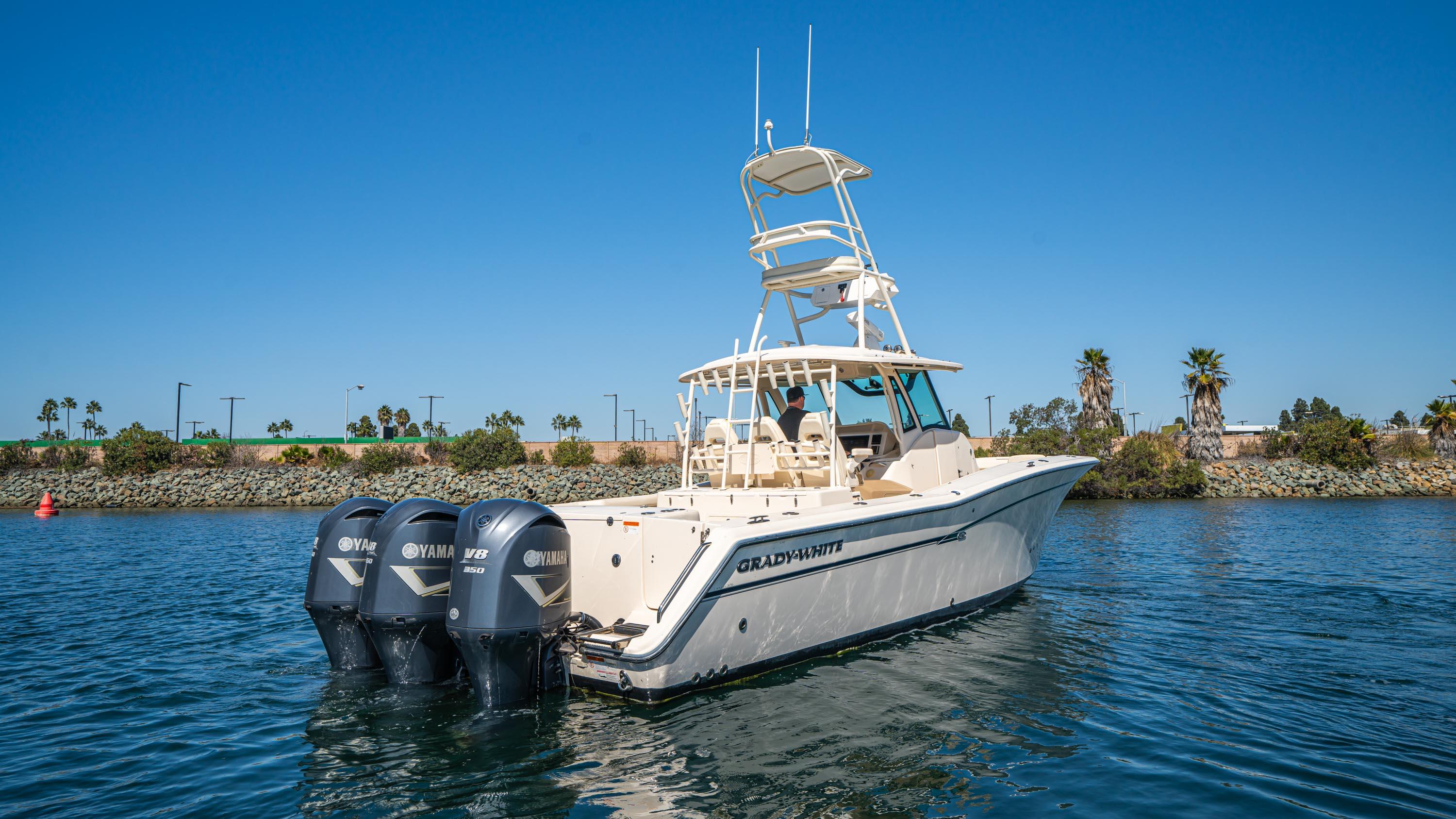 2017 GradyWhite 37 Canyon Centre Console for sale YachtWorld