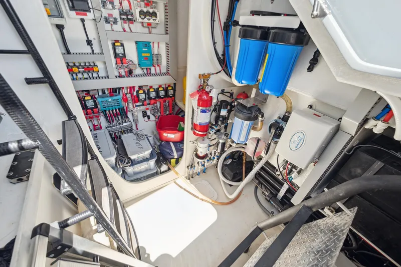 Noble House Yacht Photos Pics 