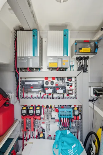 Noble House Yacht Photos Pics 