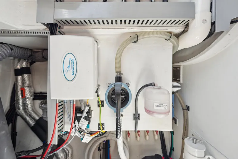 Noble House Yacht Photos Pics 