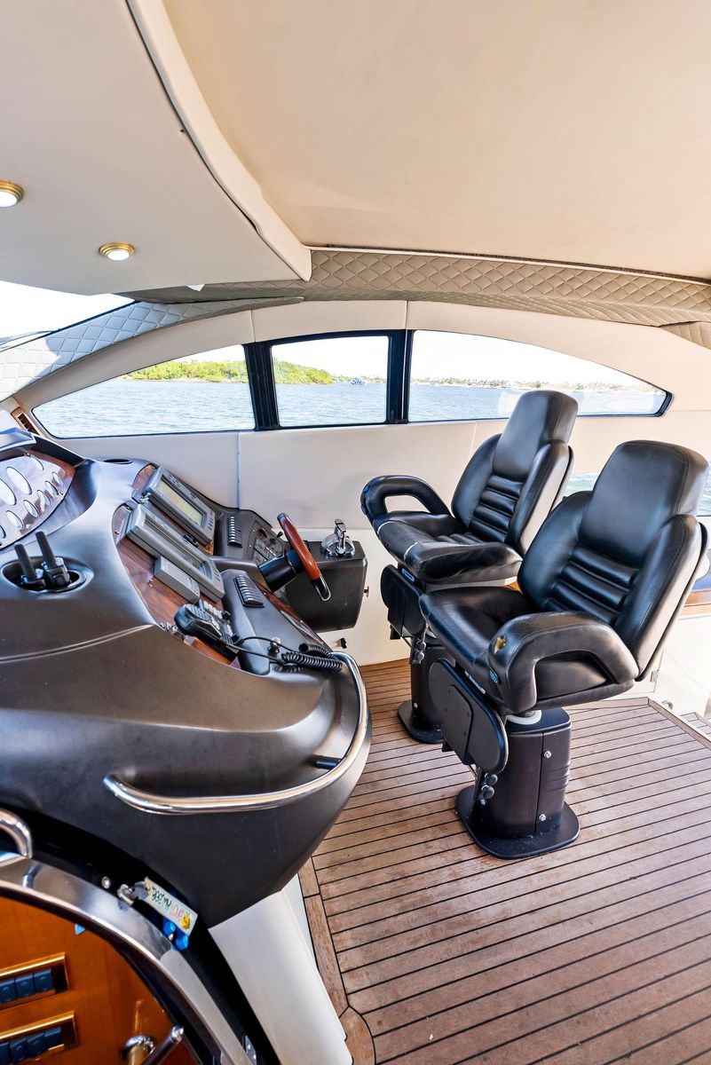 2001 Sunseeker 75 