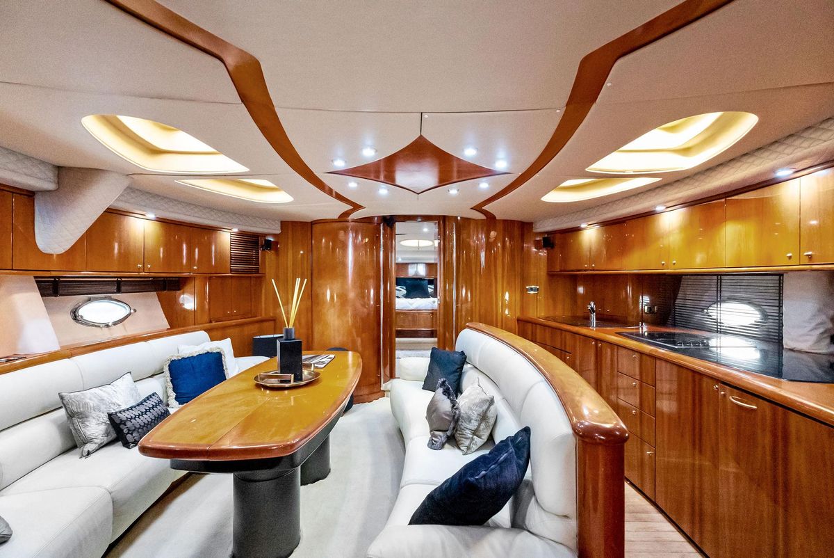 2001 Sunseeker 75 