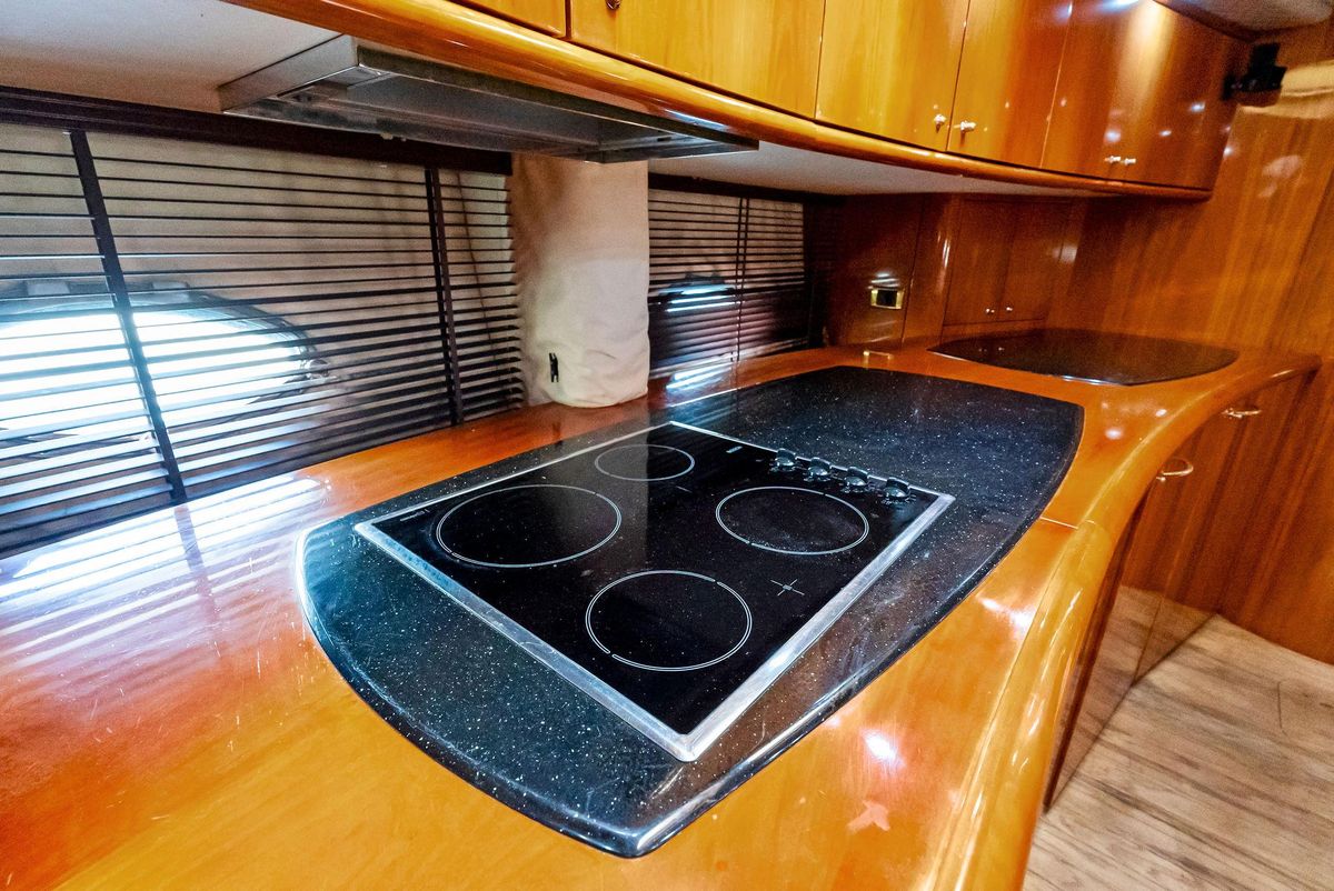 2001 Sunseeker 75 