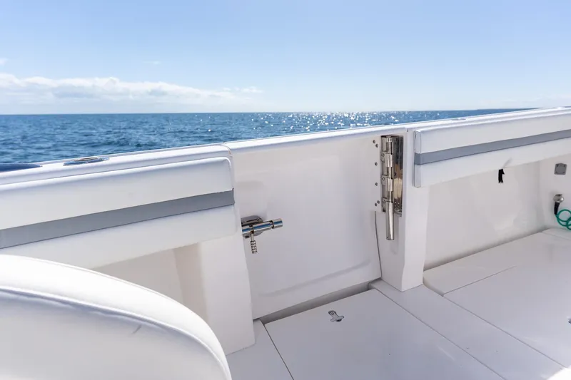  Yacht Photos Pics 2015 Intrepid 400 Center Console boat deck with ocean view.