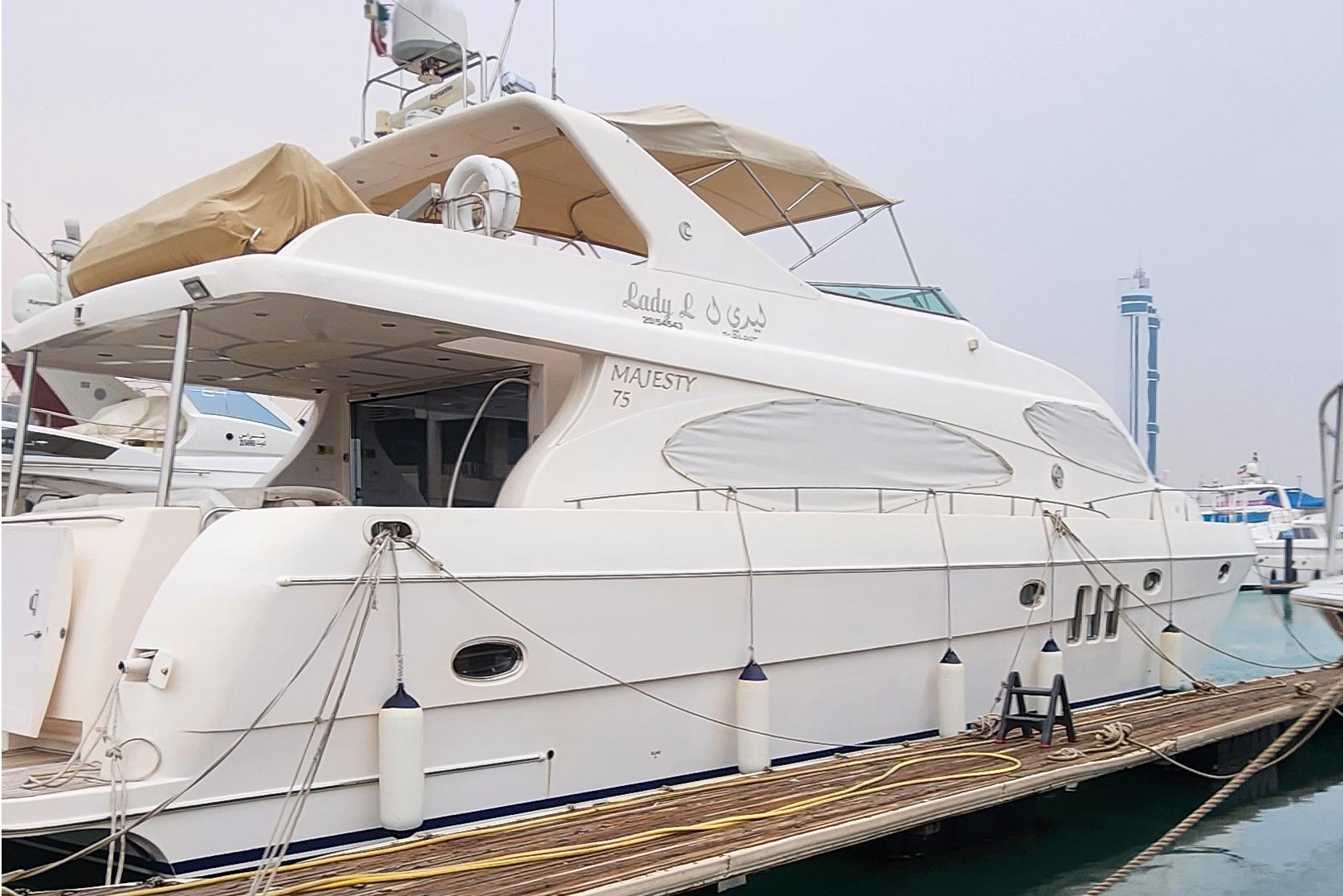 Gulf Craft Majesty 75