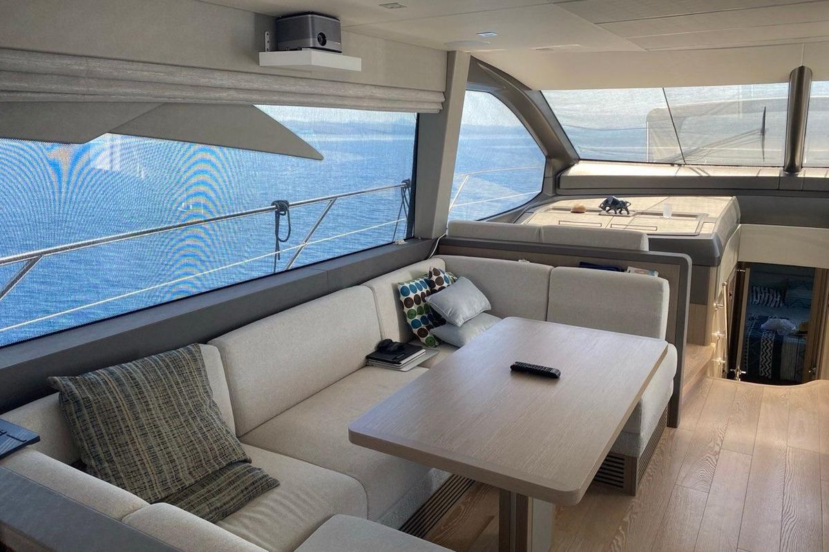 2019 Sunseeker 71
