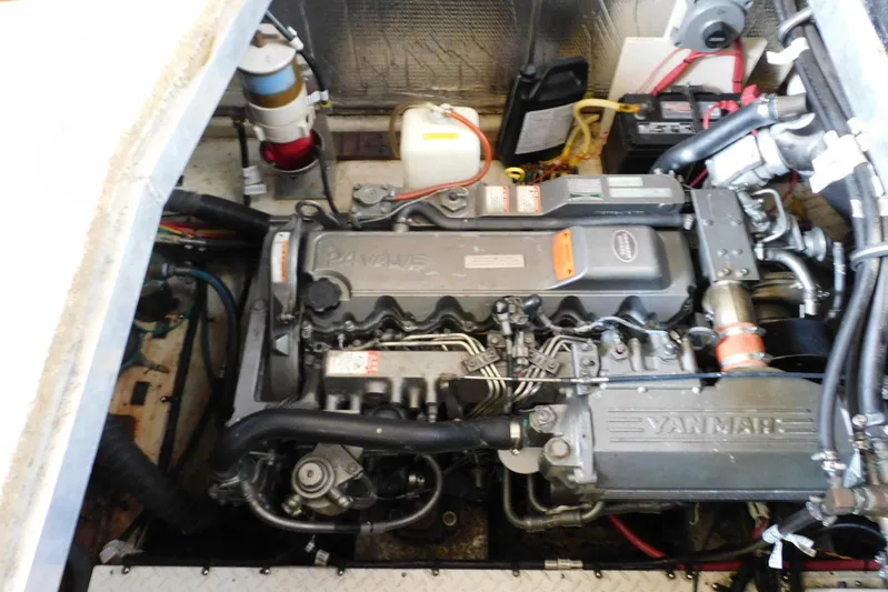How Lucky Yacht Photos Pics Engine compartment of 2003 Cruisers Yachts 3750 Motoryacht with Yanmar engine.