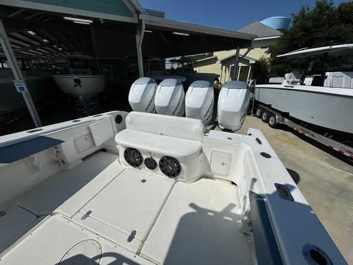  Yacht Photos Pics 2009 Fountain 38 CC Tournament Edition boat with four powerful outboard engines.