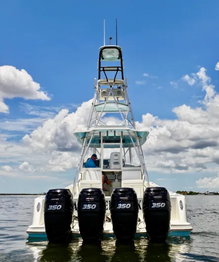 Saltwater Striker Yacht Photos Pics 2016 SeaVee 430 Fish Around boat with four powerful engines on open water.