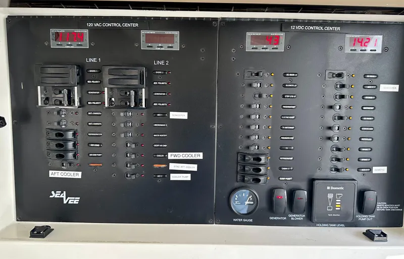 Saltwater Striker Yacht Photos Pics 