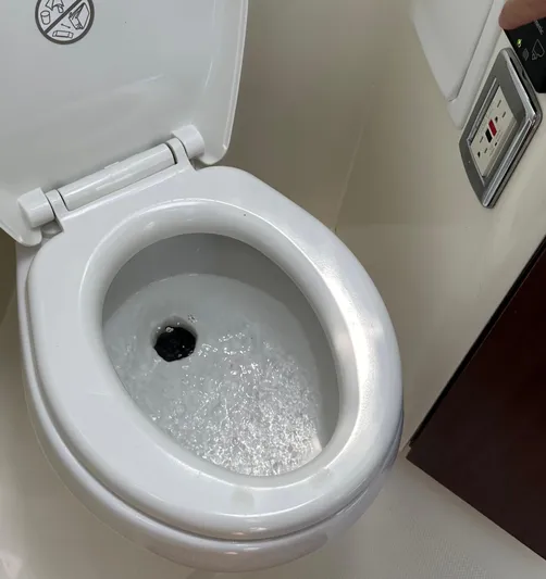 Saltwater Striker Yacht Photos Pics 