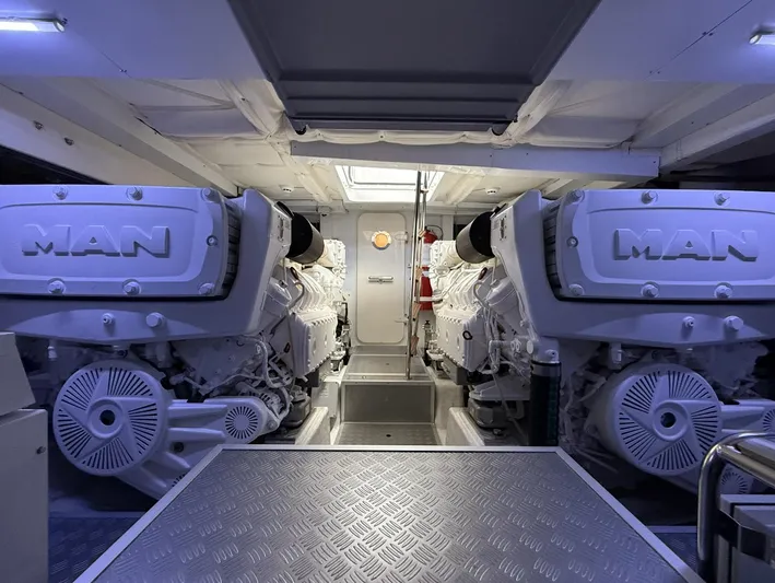 Catissa Yacht Photos Pics 