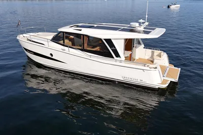 Greenline 39 Hybrid