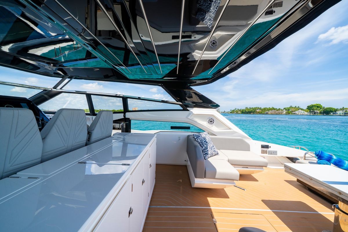 2024 Sunseeker 56 