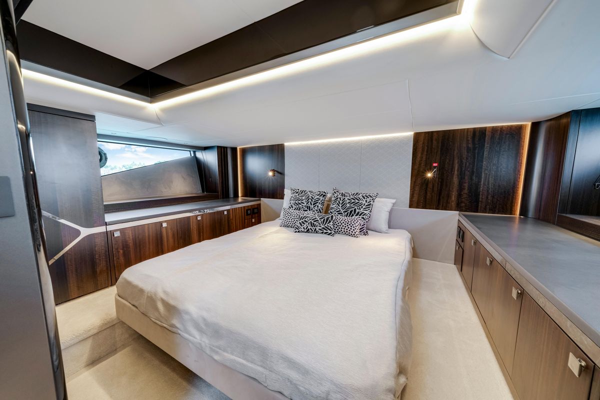 2024 Sunseeker 56 