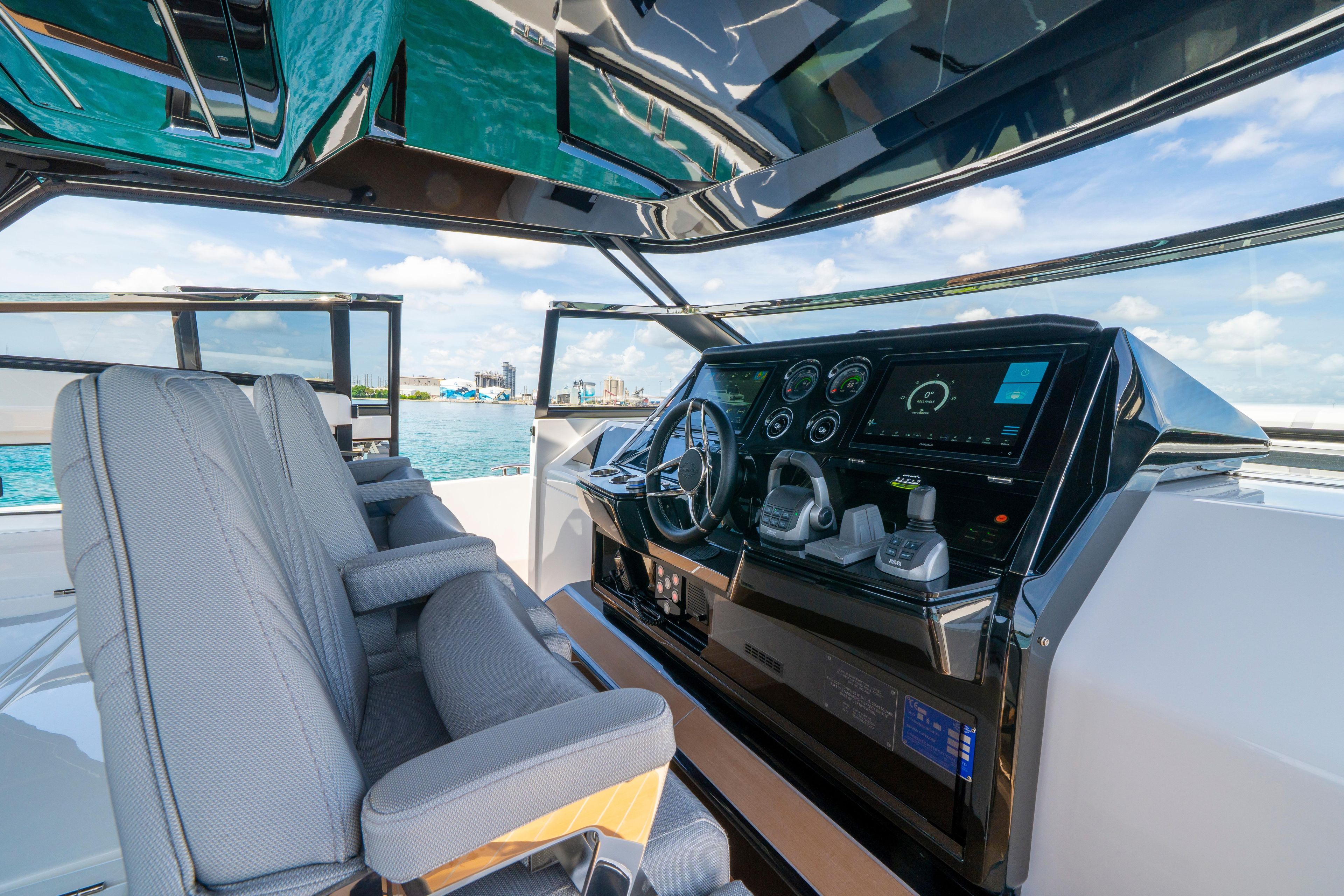 Yacht