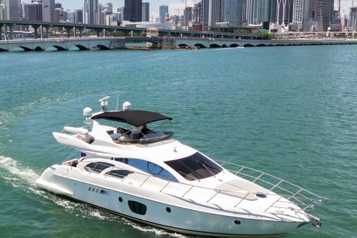 2006 Azimut 55 
