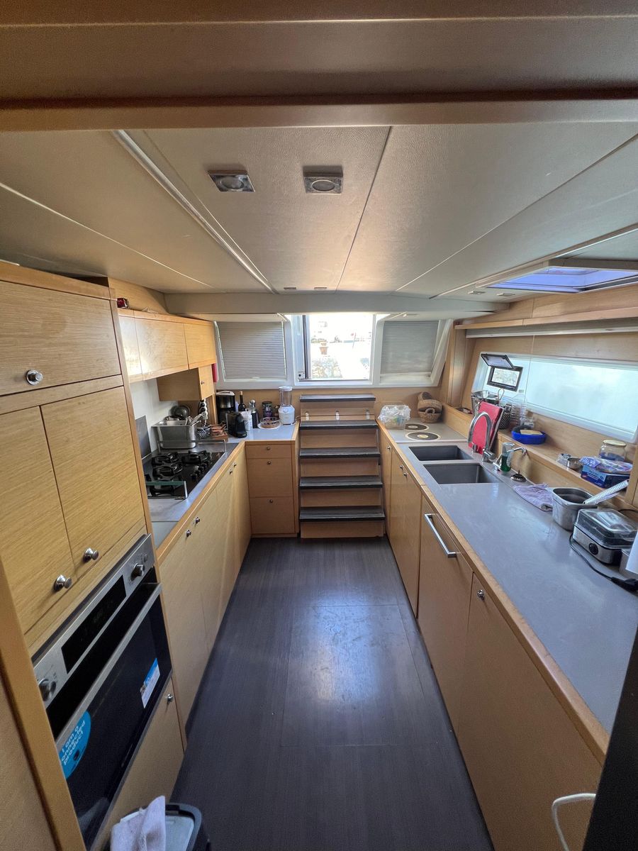 2015 Lagoon 62 
