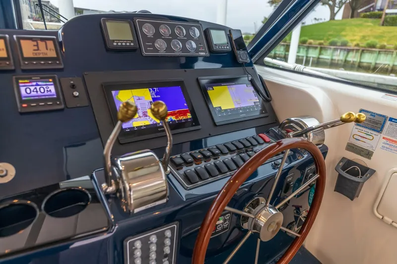 Sweet & Salty Yacht Photos Pics 
