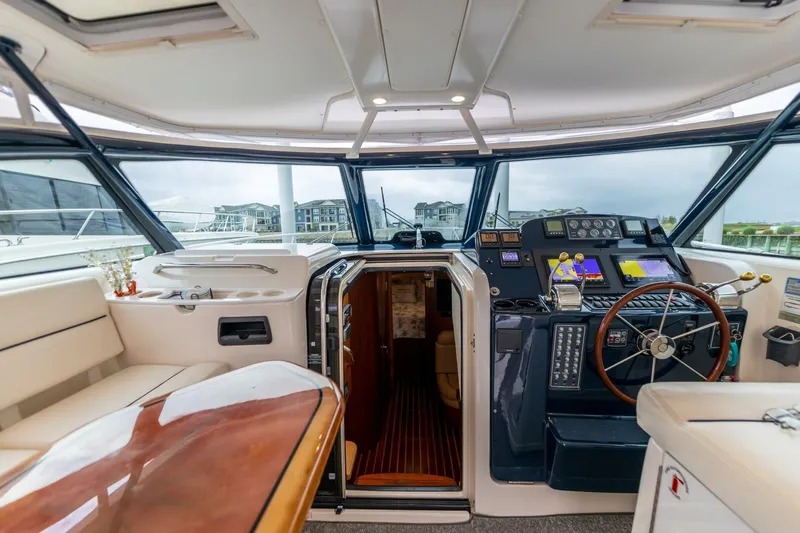 Sweet & Salty Yacht Photos Pics 