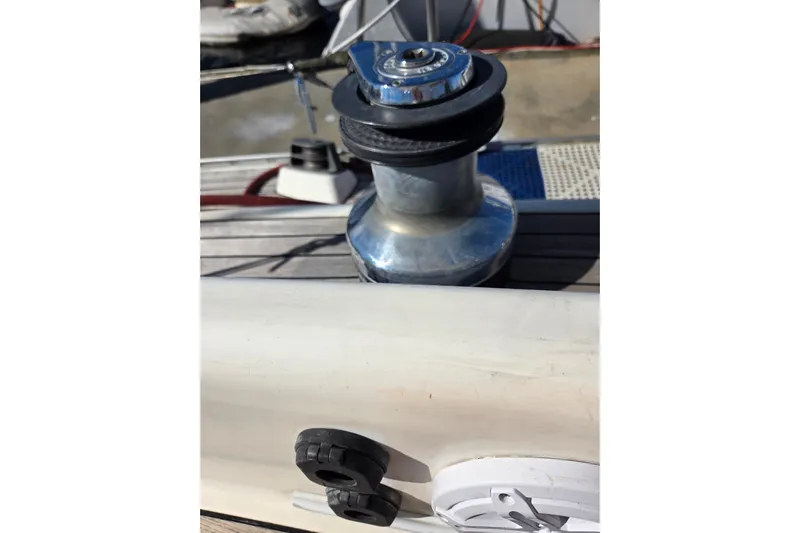 Pemaquid Yacht Photos Pics Winch on 1998 Oyster 485 Deck Saloon sailboat, close-up view.