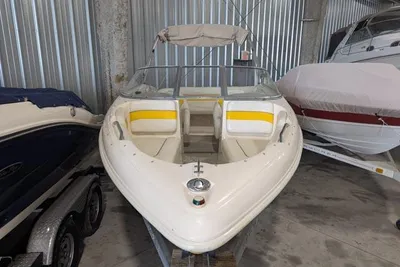 Rinker 192 Captiva Bowrider