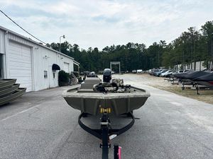 2025 Tracker® Boats Grizzly® 1754 SC
