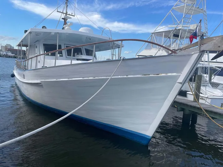 Wine Down Yacht Photos Pics 