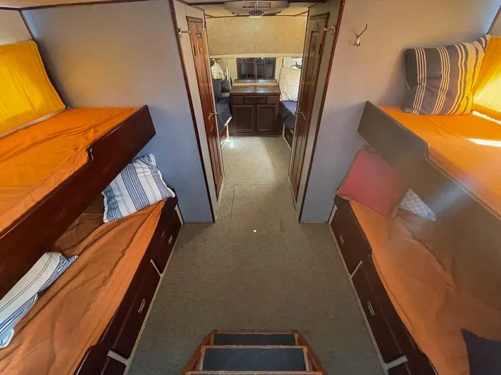 Wine Down Yacht Photos Pics 